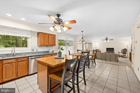 6100 Thayer Street, Fredericksburg, Virgínia 22407, Estados Unidos