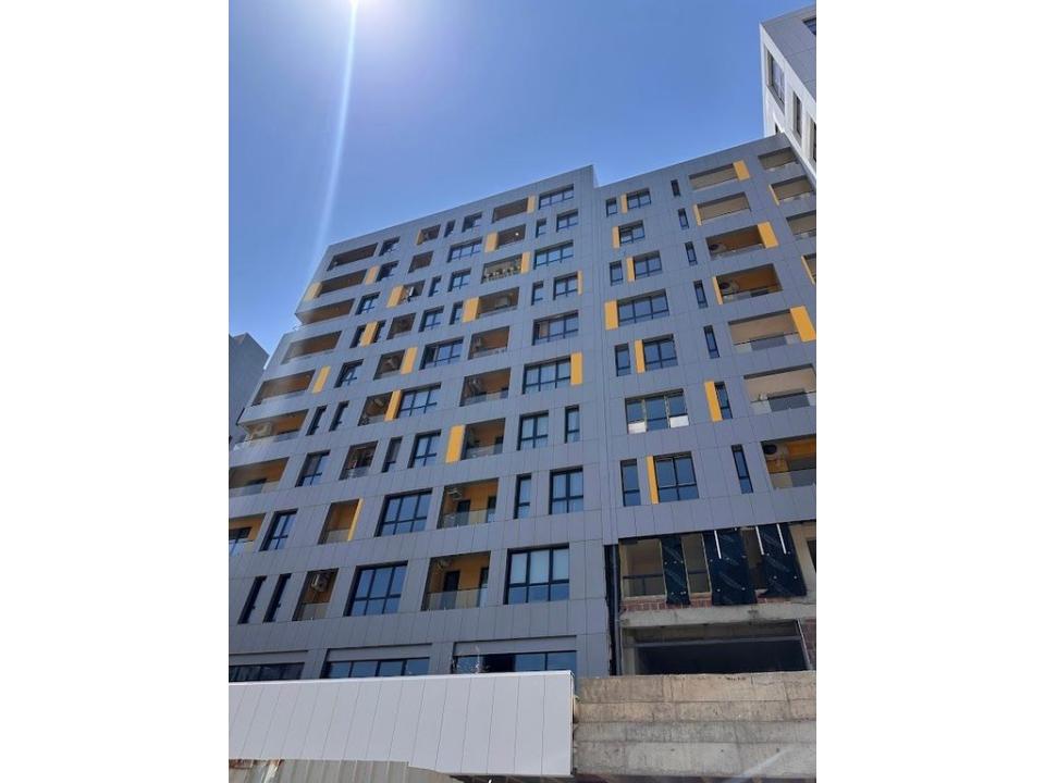 21 Dhjetori |##| Ish Parku |##| Rruga e Kavajës, Tirana, Albânia