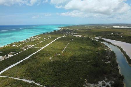 Large Parcel Vacant Land, North Caicos, Islas Turcas Y Caicos