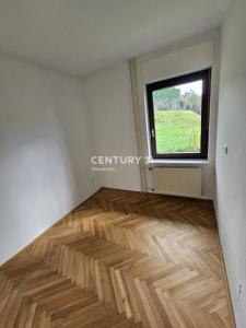 Ljubljana, Šmartno pod Šmarno goro, Ljubljana, Osrednjeslovenska 1211, Slovenia