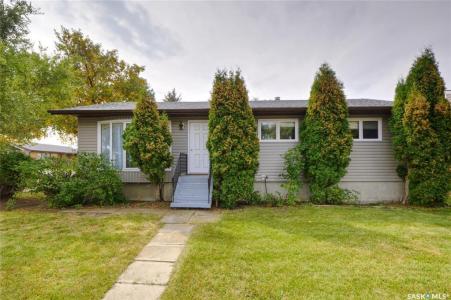 1008 PARKLANE DRIVE, Assiniboia, Saskatchewan S0H 0B0, Canada