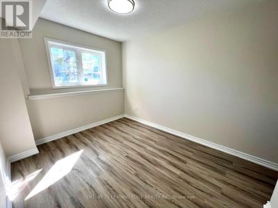 342 DANFORTH ROAD, Toronto (clairlea-birchmount), オンタリオ M1L 0B5, カナダ