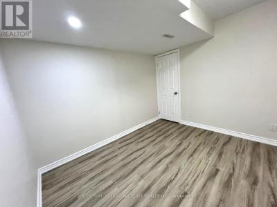 342 DANFORTH ROAD, Toronto (clairlea-birchmount), オンタリオ M1L 0B5, カナダ