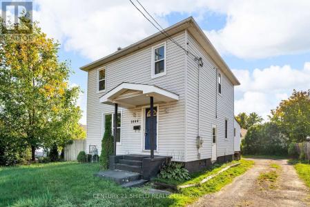 1606 PITT STREET, Cornwall, Ontario K6J 3V2, Canada