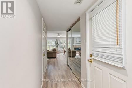 409 MARINERS WAY, Collingwood, 安大略省 L9Y 5C7, 加拿大