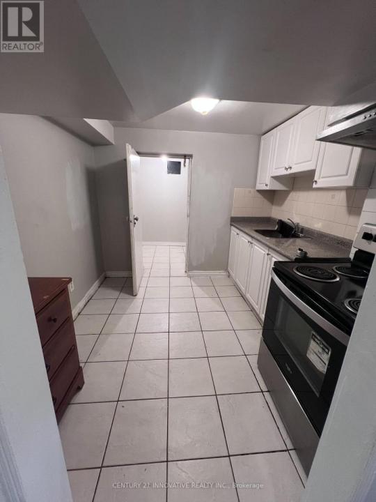 727 BRIMLEY ROAD, Toronto (bendale), 安大略省 M1J 1C3, 加拿大