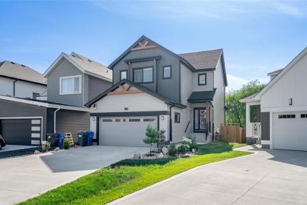 91 BIG BLUESTEM ROAD, Winnipeg, Manitoba R2C 5S9, Canadá