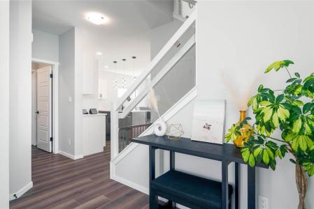 91 BIG BLUESTEM ROAD, Winnipeg, Manitoba R2C 5S9, Canadá