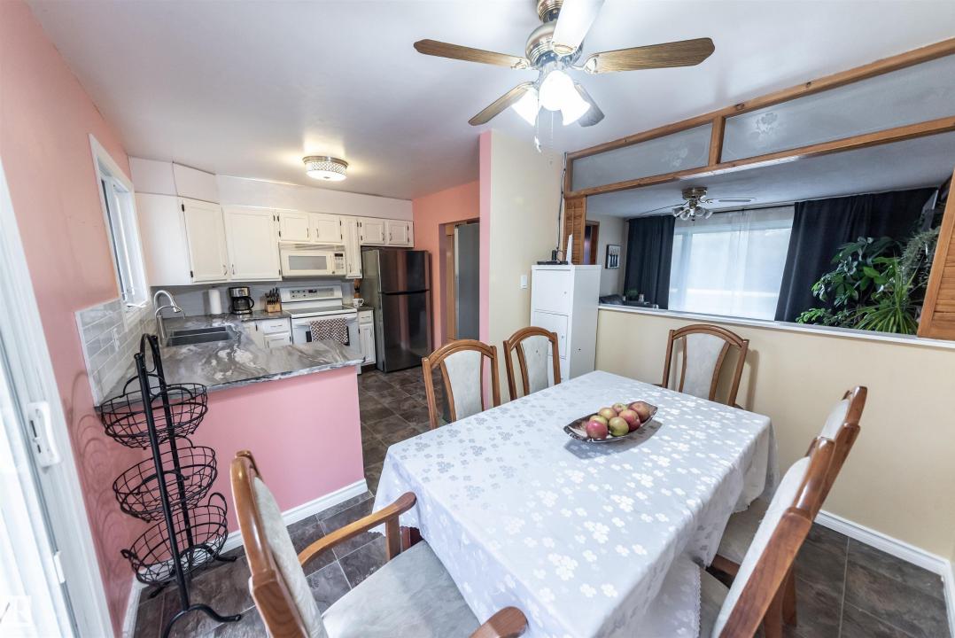 54227 RGE ROAD 41, Rural Lac Ste. Anne County, אלברטה T0E 0A1, קנדה