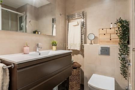 Barcelona, Cataluña/Catalunya 08041, Spain