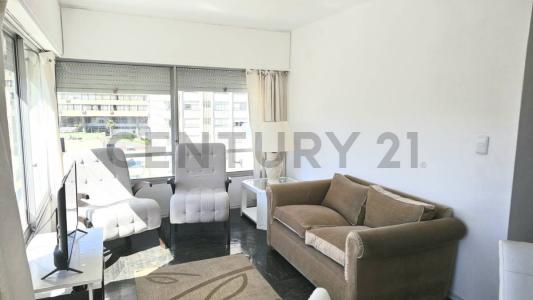 calle 29 (las gaviotas) y 24 0, Punta Del Este, 瑪律多納多 20001, 烏拉圭