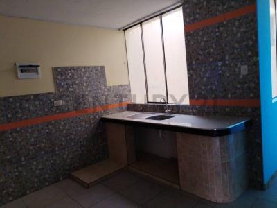 JIRON LOS TOPACIOS , Huancayo, Junín 00001, Peru