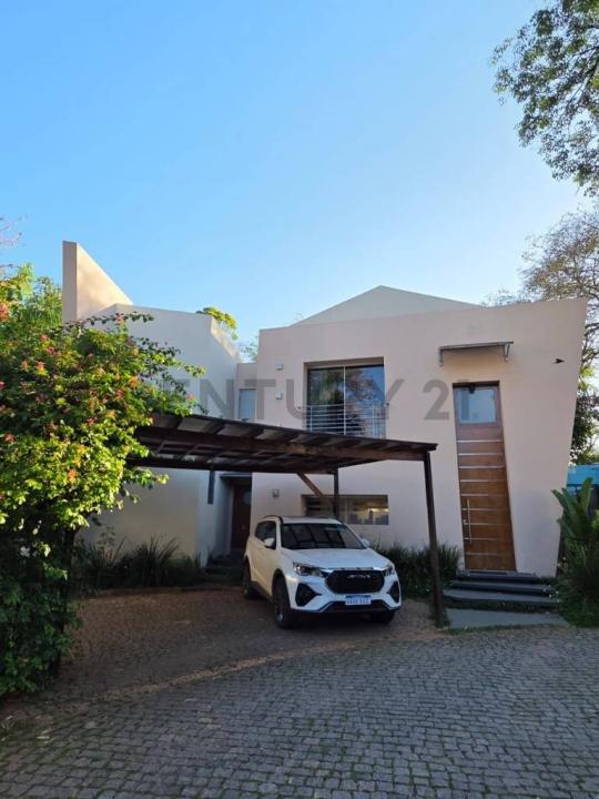 Perinciolo Merlo esq. Alejo Silva , Ycuá Satí, Asunción 00001, 巴拉圭