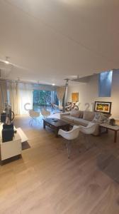 Perinciolo Merlo esq. Alejo Silva , Ycuá Satí, Asunción 00001, 巴拉圭