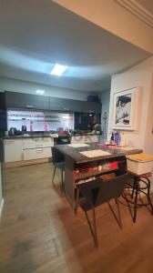 Perinciolo Merlo esq. Alejo Silva , Ycuá Satí, Asunción 00001, 巴拉圭