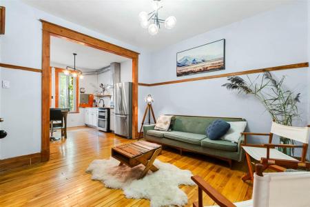 7502 Av. Casgrain, Montréal (Villeray/Saint-Michel/Parc-Extension), Quebec H2R 1Y8, Canada