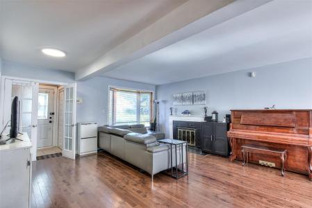 13  Av. Papillon, Pointe-Claire, Quebec H9R 5C1, Canada