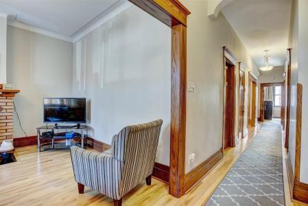 4384 Av. Old Orchard, Montréal (Côte-des-Neiges/Notre-Dame-de-Grâce), Quebec H4A 3B4, Canada