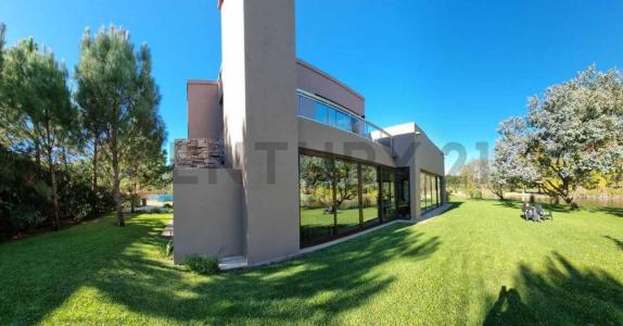 DE LA TROPILLA 793 1000, Pinamar, Buenos Aires Costa Atlántica 1767, Argentina