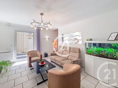 Mouries, Provence-Alpes-Côte D'Azur 13890, França