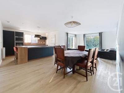 Dinan, Bretagne 22100, צרפת 