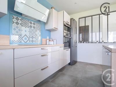 Rosieres Pres Troyes, Champagne-Ardenne 10430, France