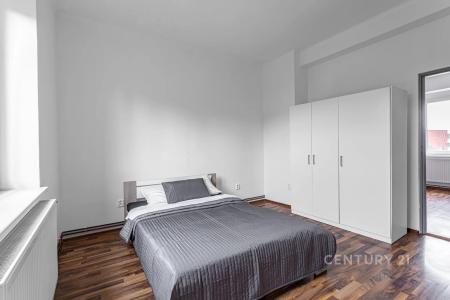 K nádraží, Praha, Území Hlavního Města Prahy 100 00, Czech Republic