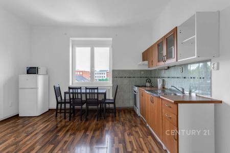 K nádraží, Praha, Území Hlavního Města Prahy 100 00, Czech Republic