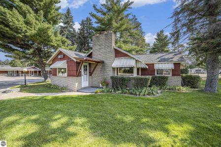 267 S I-75 Business Loop, Grayling, ミシガン 49738, アメリカ合衆国