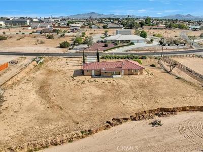 10903 E Ave, Hesperia, Kalifornia 92345, USA