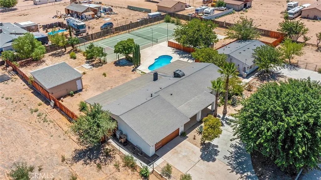 8263 3rd Ave, Hesperia, California 92345