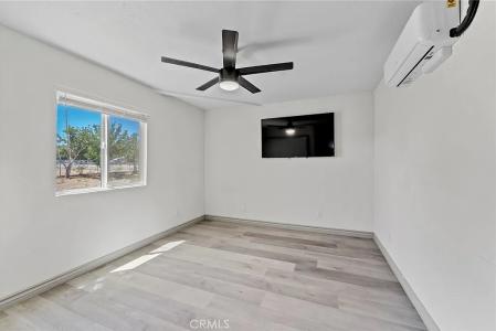 8263 3rd Ave, Hesperia, California 92345