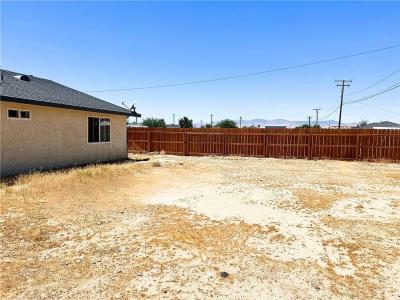 8925 Hickory Dr, California City, California 93505