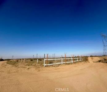 6920 Baldy Mesa Rd., Phelan, California 92344