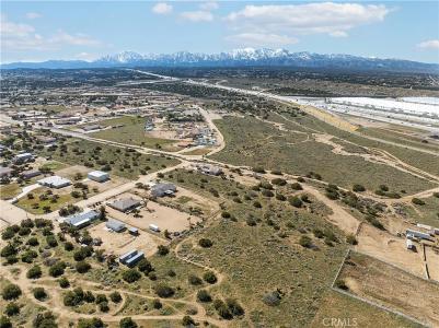 7971 Outpost Rd., Oakhills, California 92344, Stati Uniti