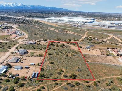 7971 Outpost Rd., Oakhills, California 92344, Stati Uniti