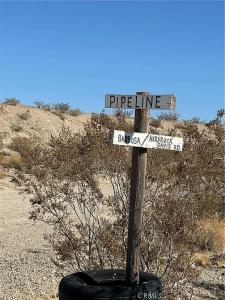 0 Aurora, Oro Grande, Kalifornia 92368, USA