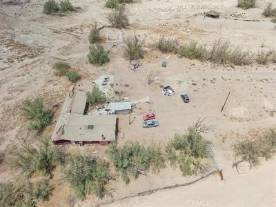 32900 Dune Rd, New Berry Springs, カリフォルニア 92365, アメリカ合衆国