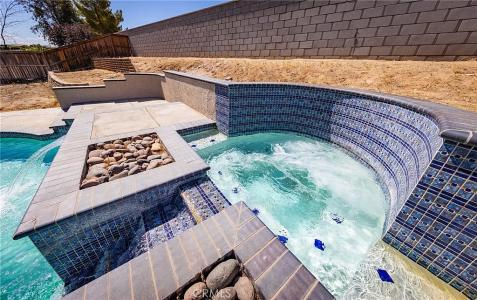 13020 Banning St, Victorville, קליפורניה 92395, ארצות הברית של אמריקה 