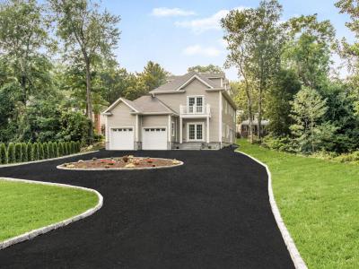 1 Kewanee Road, New Rochelle, New York 10804, Stati Uniti