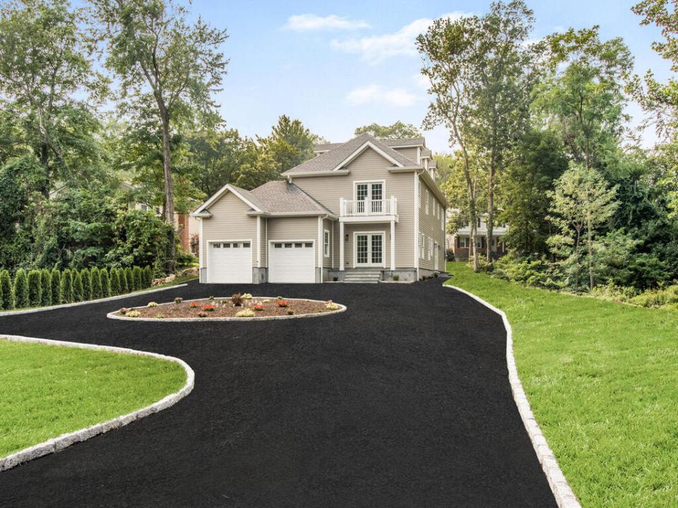 1 Kewanee Road, New Rochelle, New York 10804, Stati Uniti