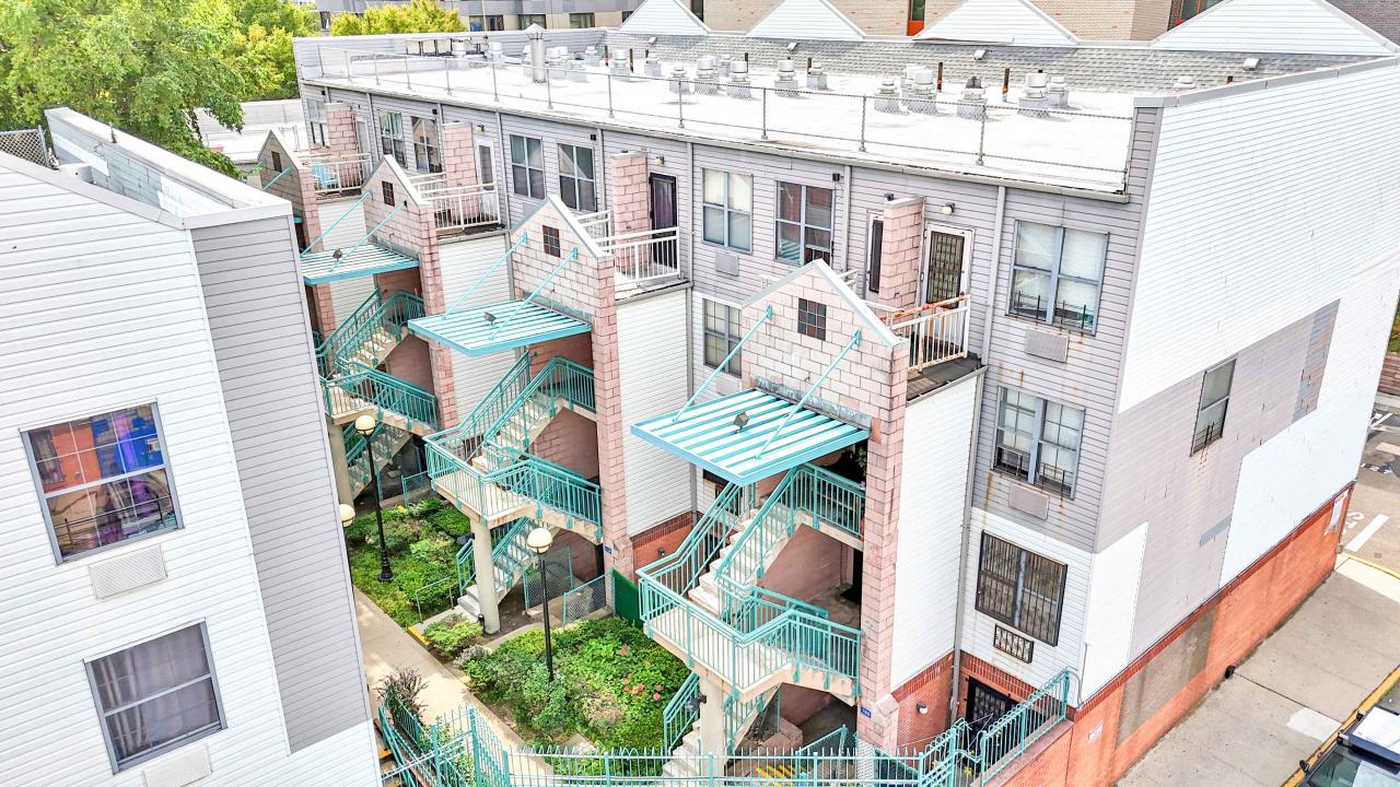 758 Brook Ave Unit #56C, Bronx, ニューヨーク 10451, アメリカ合衆国