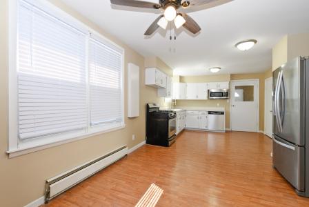 2644 Commercial Avenue, South Chicago Heights, Illinois 60411