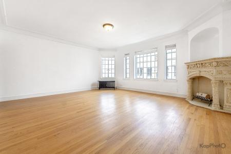 7344 N Ridge Boulevard , 5C, Chicago, 伊利諾州 60645, 美國