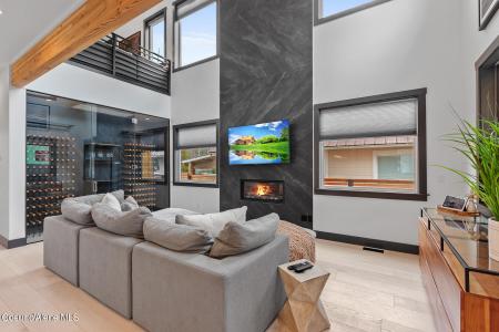 214 S 21ST ST, Coeur D'alene, ايداهو 83814, الولايات المتحدة