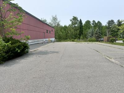 637 Minot Avenue, Auburn, Майн 04210, Соединенные Штаты