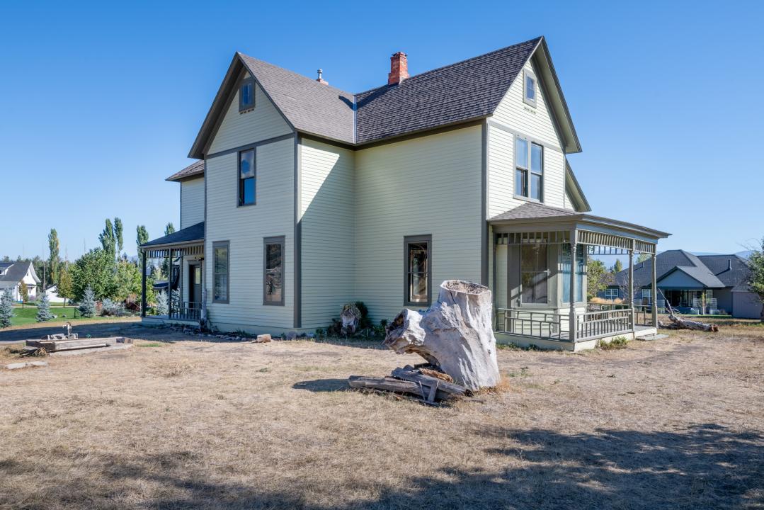 296 Big Flat Road, Missoula, Montana 59804, États-Unis