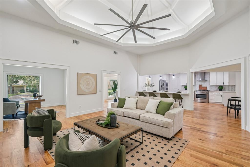 6625 Rolling Vista Drive, Dallas, Texas 75248, Estados Unidos