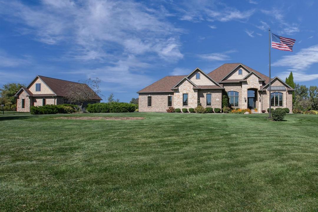 W3552 Equestrian Trail, Appleton, Wisconsin 54913-9109