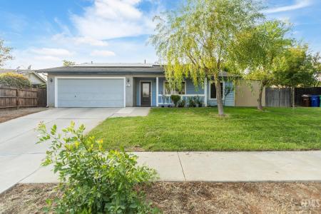 1021 Princeton Avenue, Lindsay, California 93247, USA